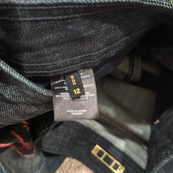 Express NEW Dark Denim Mini Skirt with Pink Embellished Pocket Designs (NWOT) - Picture 6 of 6